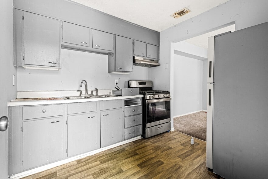 More Photos Of 3164 Cushman Cir SW, Atlanta Apartments For Sale
