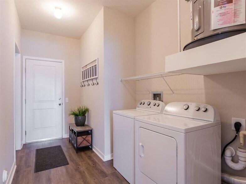 More Photos Of 11010 Twenty Mile Rd, Parker Apartments For Lease