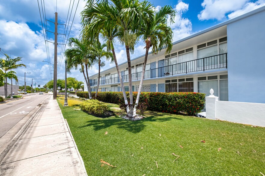 More Photos Of 3870 N Andrews Ave, Oakland Park Apartments For Sale