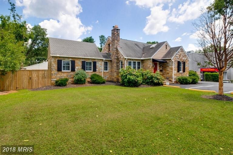 More Photos Of 169 Broadview Ave, Warrenton Loft Creative Space For Lease