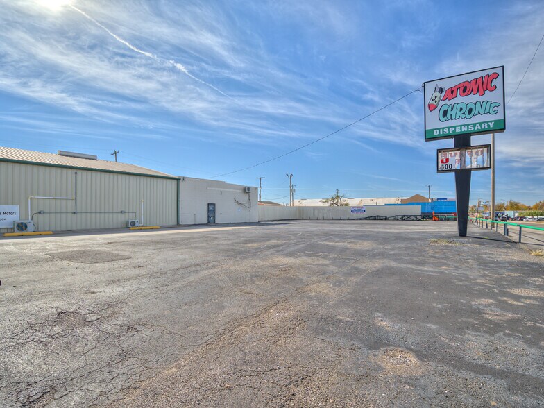 More Photos Of 424 SE 29th St, Oklahoma City Flex For Sale