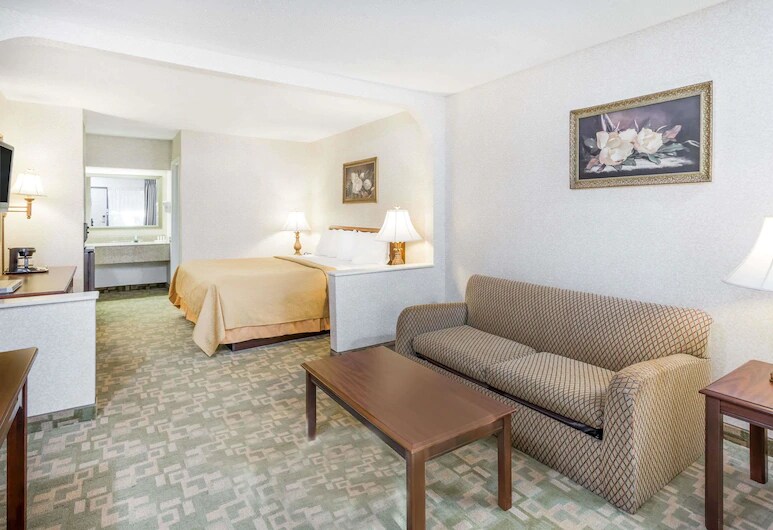 More Photos Of 25297 Lankford Hwy, Onley Hotel For Sale