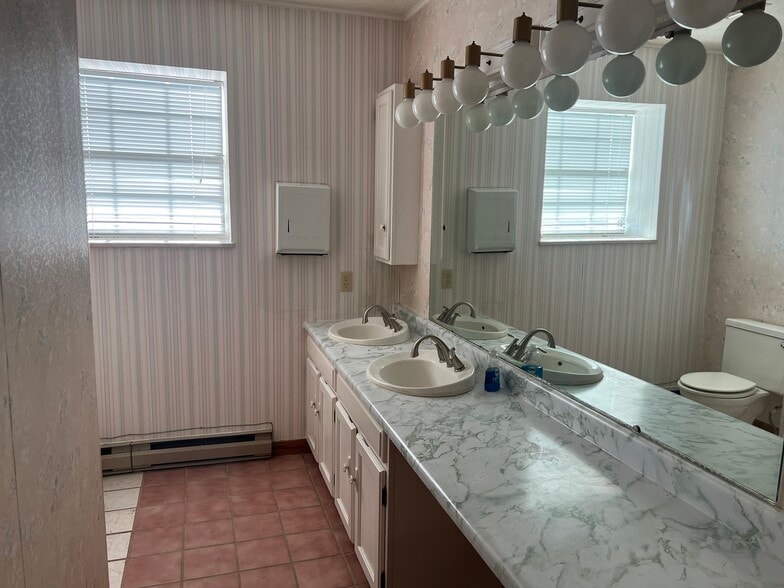 More Photos Of 1100 Murdoch Ave, Parkersburg Storefront Retail Residential For Sale