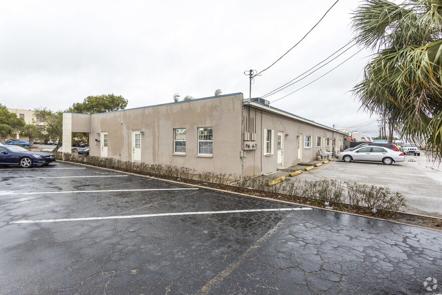 More Photos Of 1314-1322 Lafayette St, Cape Coral Loft Creative Space For Sale