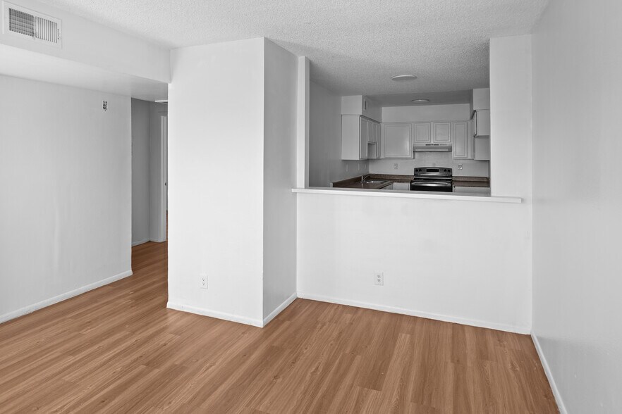 More Photos Of 3801 N 23rd Dr, Phoenix Apartments For Sale