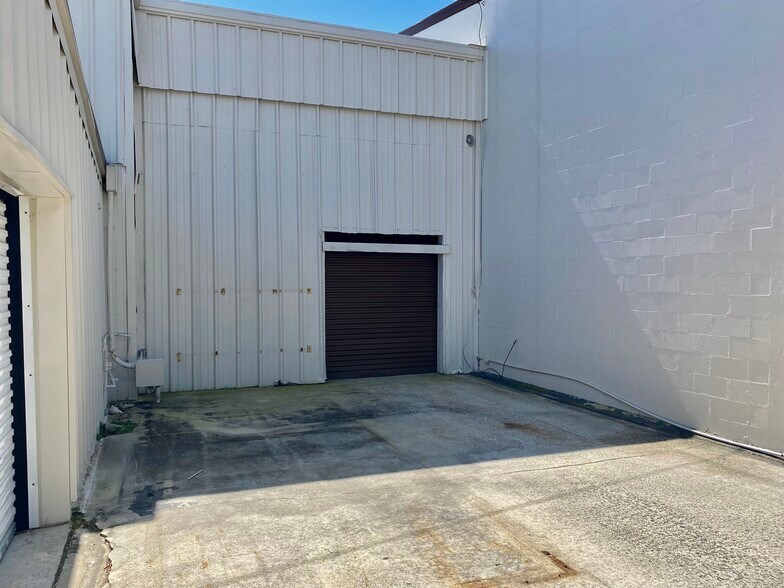 More Photos Of 2800 US Highway 1, Vero Beach Industrial For Lease