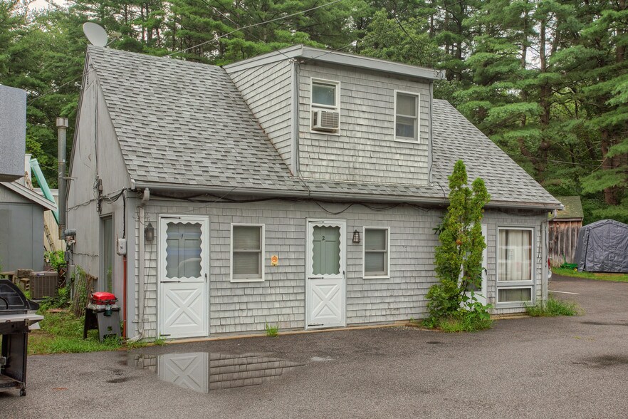 More Photos Of 96 Beach Rd, Salisbury Beach Storefront Retail Residential For Sale