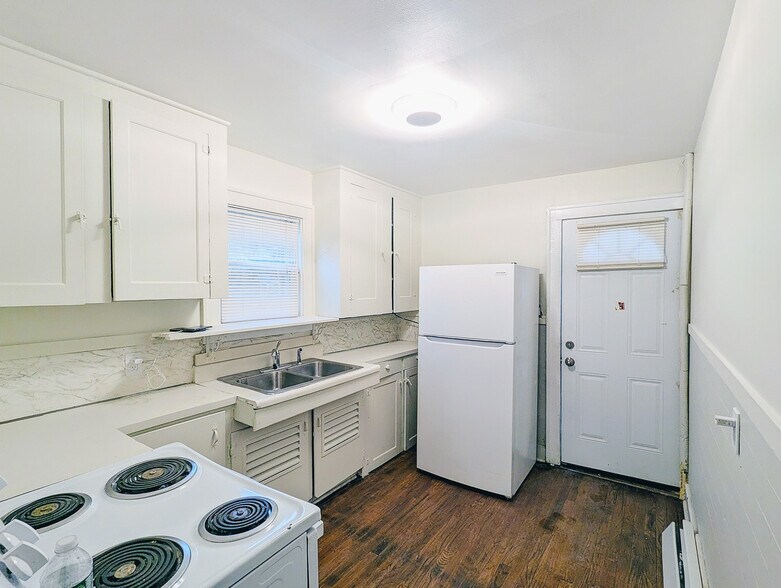 More Photos Of 514 Davis Ave, Endicott Apartments For Sale