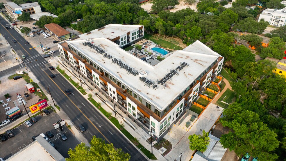 More Photos Of 2209 S First St, Austin Apartments For Sale