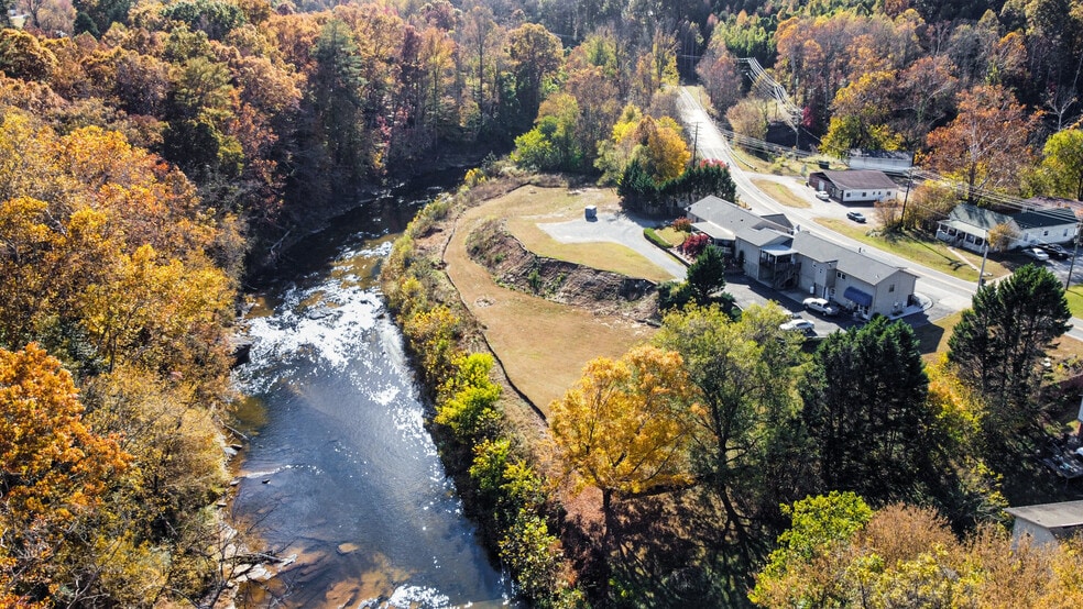 More Photos Of 2415A-2415B-2441 S Center St, Hickory Assisted Living For Sale