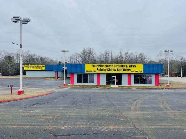 Primary Photo Of 630 Hampshire Dr, Gaffney Auto Dealership For Sale