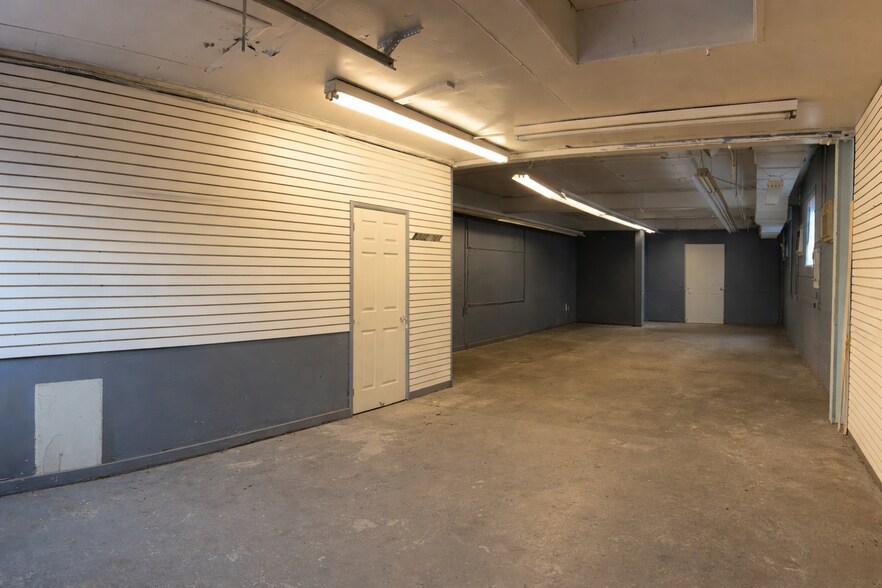 More Photos Of 735 Fairfield Ave, Kenilworth Warehouse For Lease