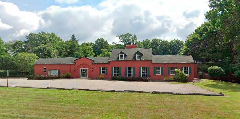More Photos Of 3983 Darrow Rd, Stow Restaurant For Sale