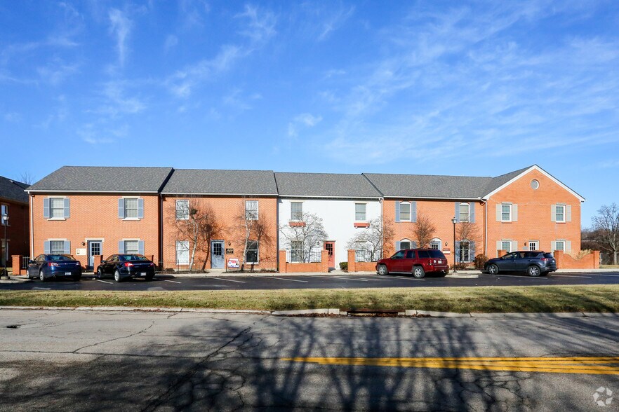 More Photos Of 7001-7009 Corporate Way, Dayton Office For Sale