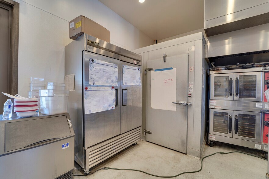 More Photos Of 8091 Balfour Rd, Brentwood Lodge Meeting Hall For Sale