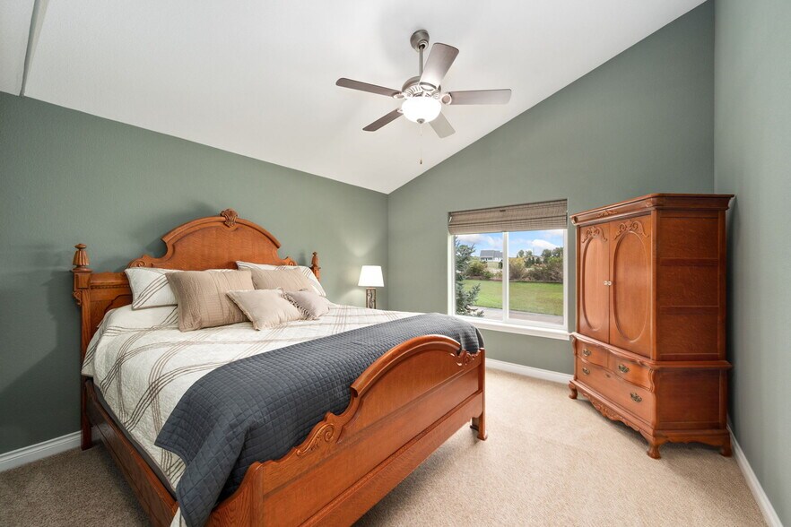 More Photos Of 13299 E County Line Rd, Longmont Flex For Sale