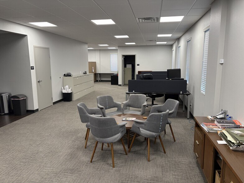 More Photos Of 21834 Northwest Fwy, Cypress Office For Lease