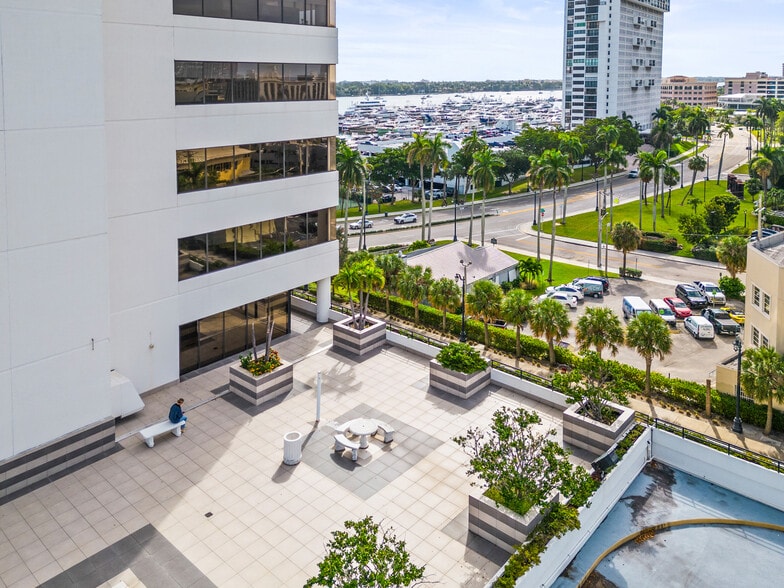 More Photos Of 625 N Flagler Dr, West Palm Beach Medical For Lease