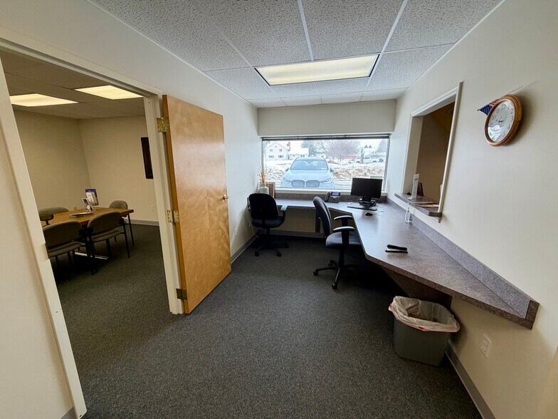 More Photos Of 277 Tompkins St, Cortland Office For Lease