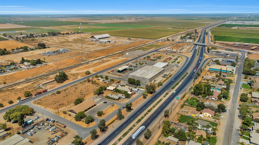 More Photos Of 210-284 N Burnett Rd, Tipton Land For Sale