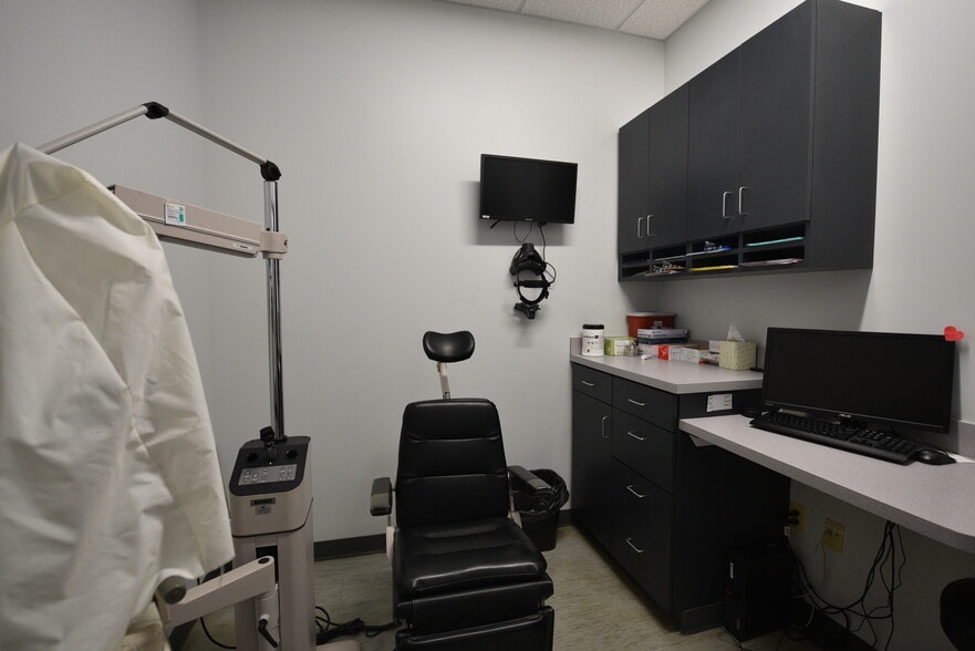 More Photos Of 2460 E Highway 50, Clermont Healthcare For Lease