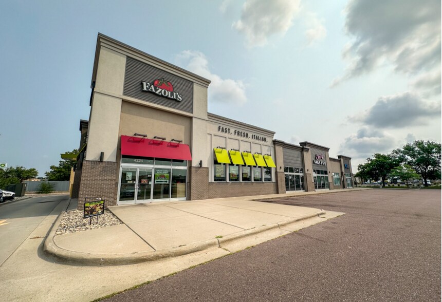 More Photos Of 4200-4300 W Empire Pl, Sioux Falls Storefront For Lease