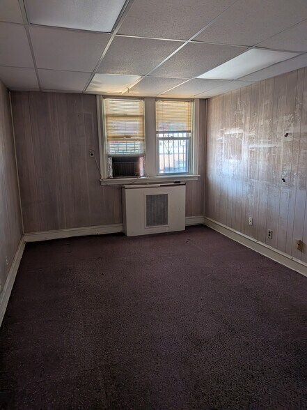 More Photos Of 7620-24 Ogontz ave, Philadelphia Office For Sale