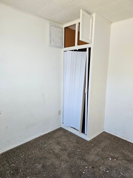 More Photos Of 310 Arizona st, Tonopah Apartments For Sale