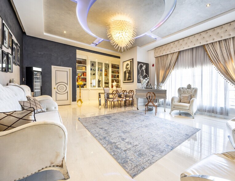 More Photos Of 5122 Tujunga Ave, North Hollywood Lodge Meeting Hall For Sale