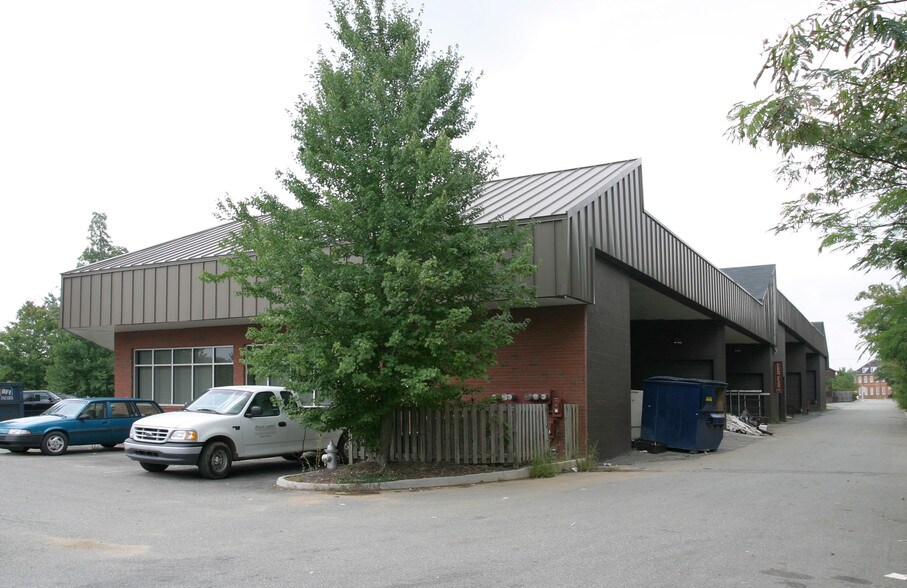 More Photos Of 519-525 Branchway Rd, North Chesterfield Light Distribution For Sale