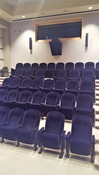 More Photos Of 5171 Clareton Dr, Agoura Hills Research And Development For Lease