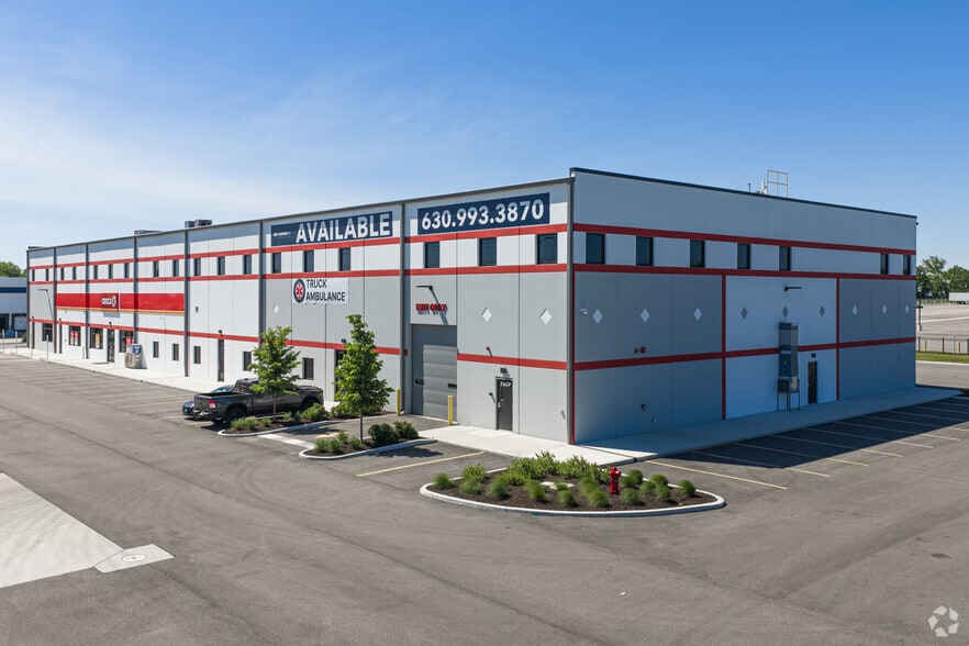Primary Photo Of 70 Airport Rd, Elgin General Retail For Lease