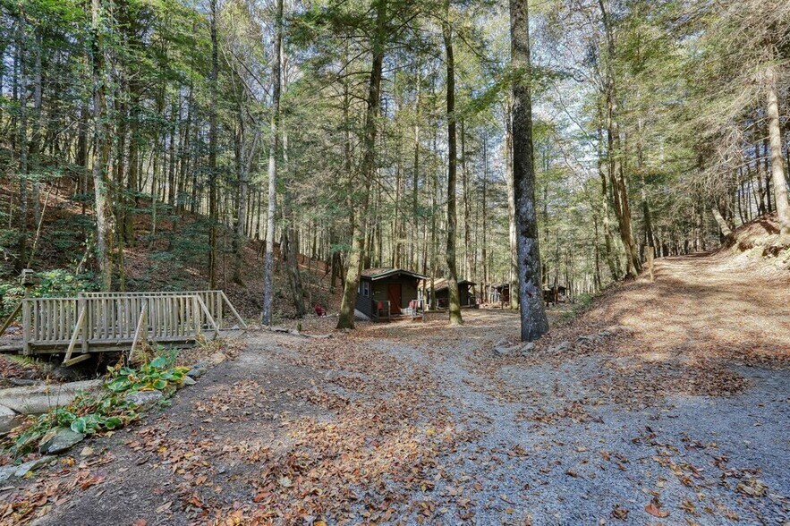 More Photos Of 400 Mulberry Gap Rd, Ellijay Hospitality For Sale