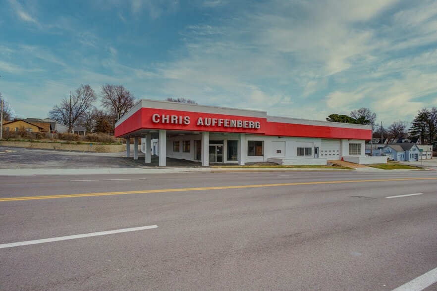 More Photos Of , Saint Louis Unknown For Sale