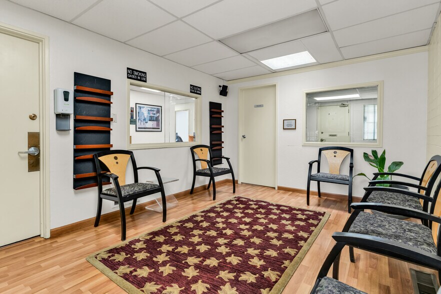 More Photos Of 7930 MacArthur Blvd, Oakland Medical For Sale