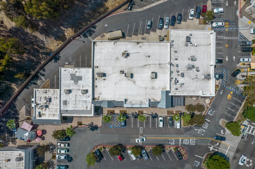 More Photos Of 4404 Bonita Rd, Bonita Unknown For Lease