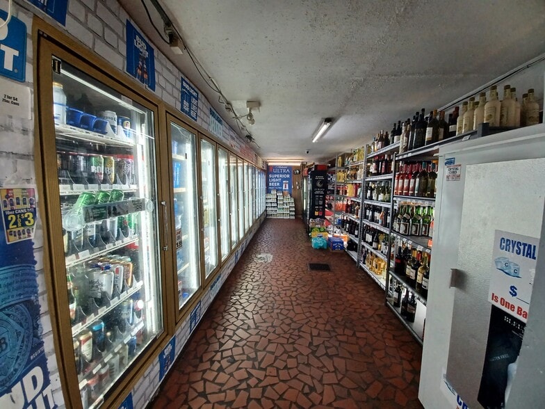 More Photos Of 2240 Cascade Rd SW, Atlanta Convenience Store For Sale