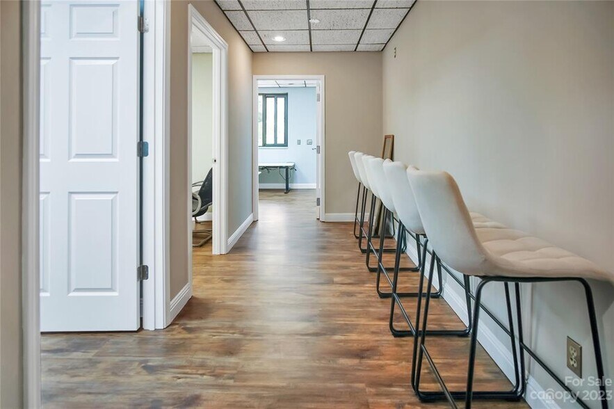 More Photos Of 510 W King St, Kings Mountain Medical For Lease