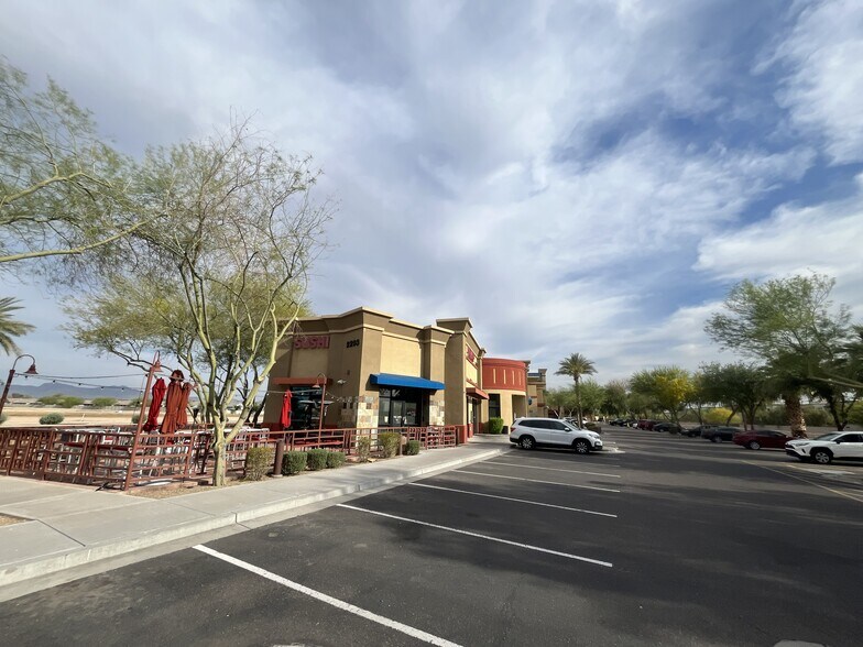 More Photos Of 2333 N Pebble Creek Pky, Goodyear Storefront For Sale