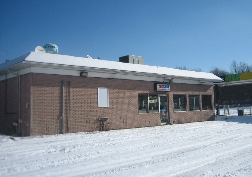 More Photos Of 5301 Seventy-six Dr, Youngstown Service Station For Sale