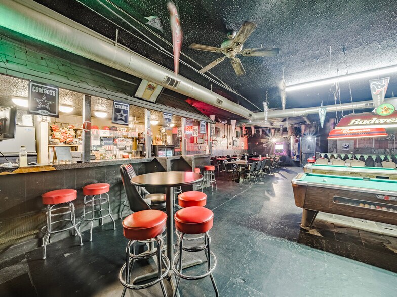 More Photos Of 3409 Miller Ave, Fort Worth Restaurant For Sale