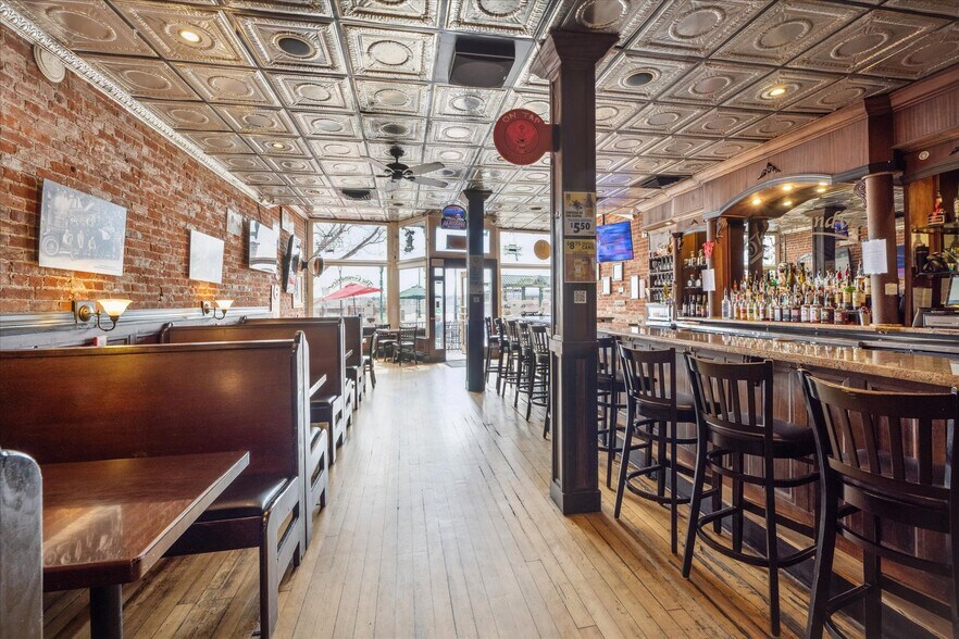 More Photos Of 7427 W Grandview Ave, Arvada Storefront For Sale