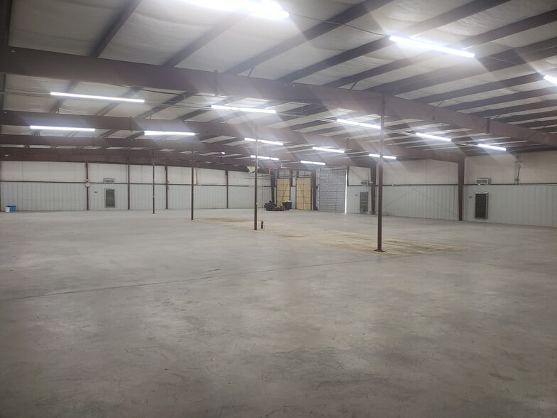 More Photos Of 133 Old Forreston Rd., Greeleyville Light Manufacturing For Sale