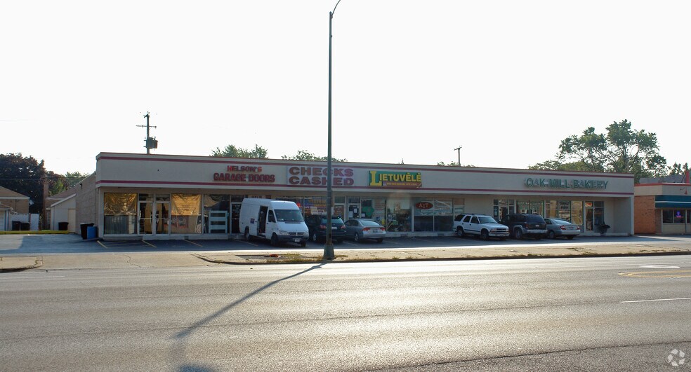 More Photos Of 5733-5747 S Harlem Ave, Chicago Freestanding For Lease