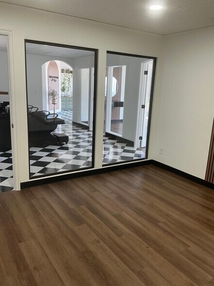 More Photos Of 13330 S Memorial Dr, Bixby Unknown For Lease