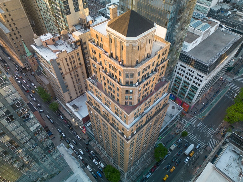 More Photos Of 875 Avenue of the Americas, New York Loft Creative Space For Lease
