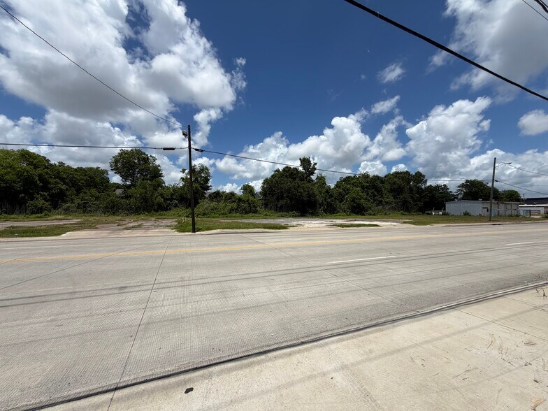 More Photos Of 3490 Washington Blvd, Beaumont Land For Sale