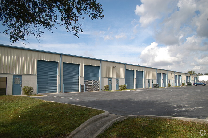 Primary Photo Of 2792 Michigan Ave, Kissimmee Warehouse For Lease