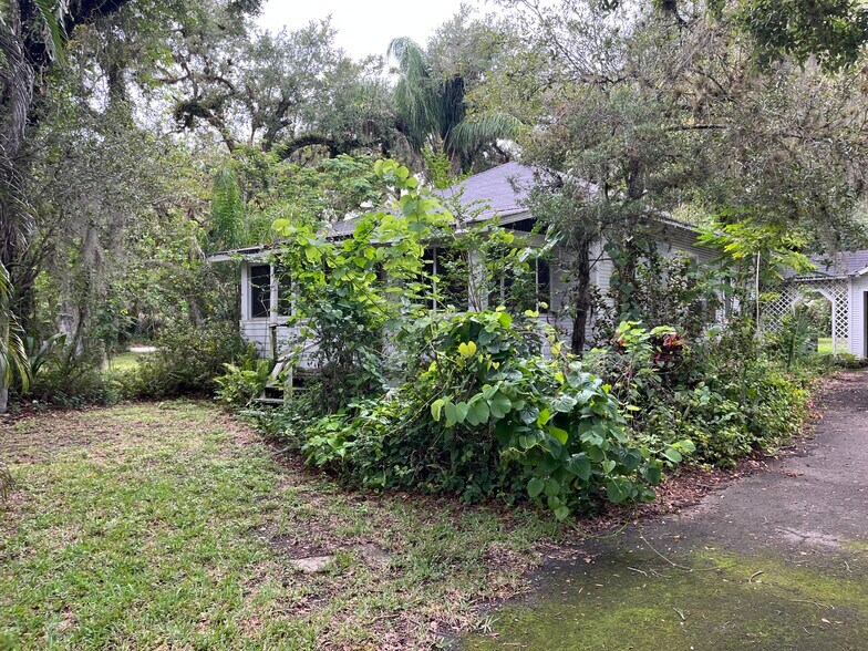 More Photos Of State Road 80, LaBelle Medical For Sale