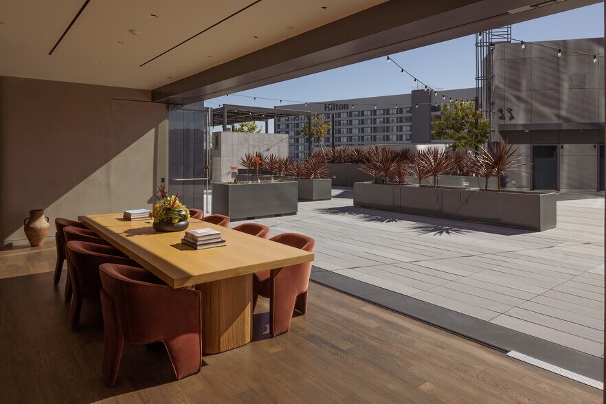 More Photos Of 6181 W Centinela Ave, Culver City Loft Creative Space For Lease